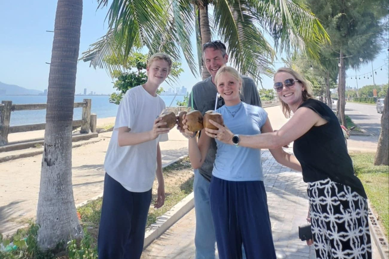 Da Nang: prywatna wycieczka Easy Rider motocyklem przez przełęcz Hai VanZ DA NANG/HOI AN (w obie strony)
