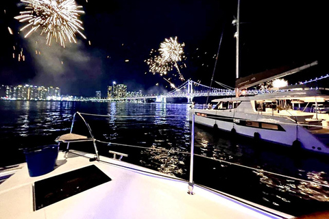 Pusan: viaje de lujo por el océano: cápsula Blue Line + yate.Busan: Viaje de lujo por el océano – Cápsula Blue Line + Yate