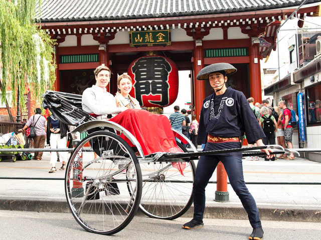 【Tokyo Asakusa】 Sightseeing Rickshaw