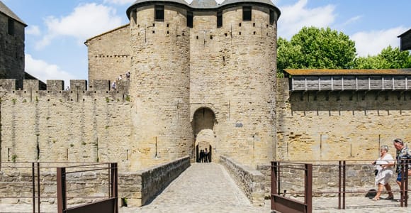 Toulouse: Carcassonne Tagestour mit dem Bus und Audioguide