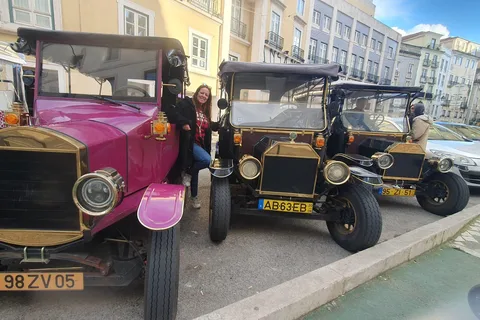Lissabon: Privé sightseeingtour in een vintage Tuk Tuk