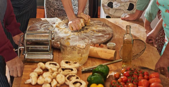 Mykonos: Cooking Class for Cruise Guests with Port Transfers