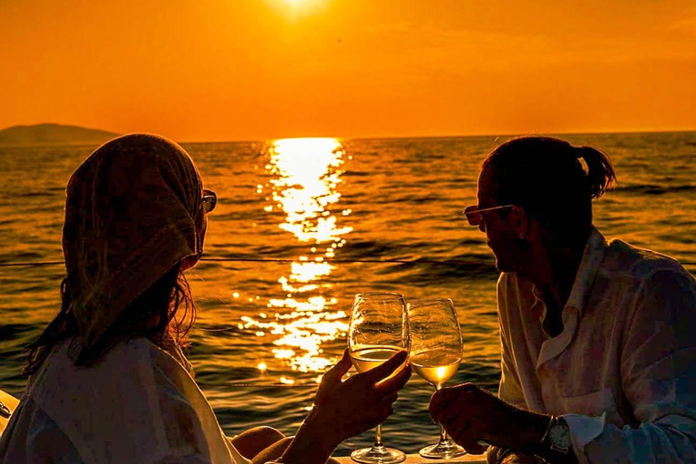 Héraklion : Tour en bateau au coucher du soleil sur l'île de DiaCircuit avec transferts
