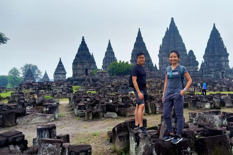 Yogyakarta: Borobudur & Prambanan Guided Tour with Pickup