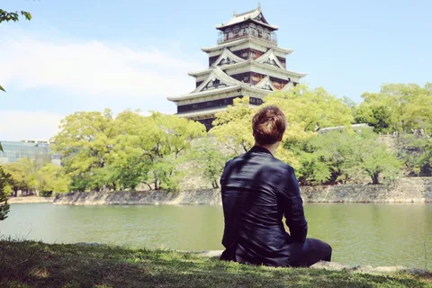 Hiroshima: Hidden Gems and Highlights Private Walking Tour