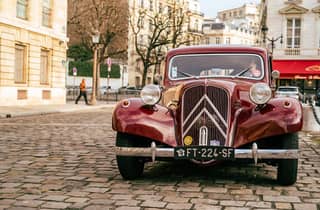 Paris: Private geführte Stadtführung in einem Traction Avant oder DS 21