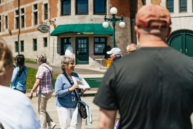Quebec City: Historischer Rundgang durch die AltstadtPrivate Tour auf Englisch oder Französisch