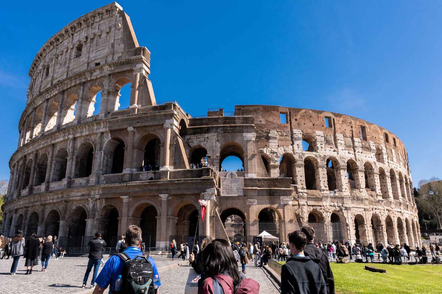Rome: Colosseum, Forum, and Palatine Tour