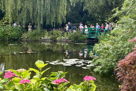 Excursion privée d'une demi-journée à Giverny au départ de Paris en MercedesPrivé Giverny, Visite guidée en direct