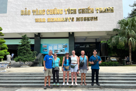 Ho Chi Minh: Guided Walking Tour of Saigon's Main Sights Shared Group Tour