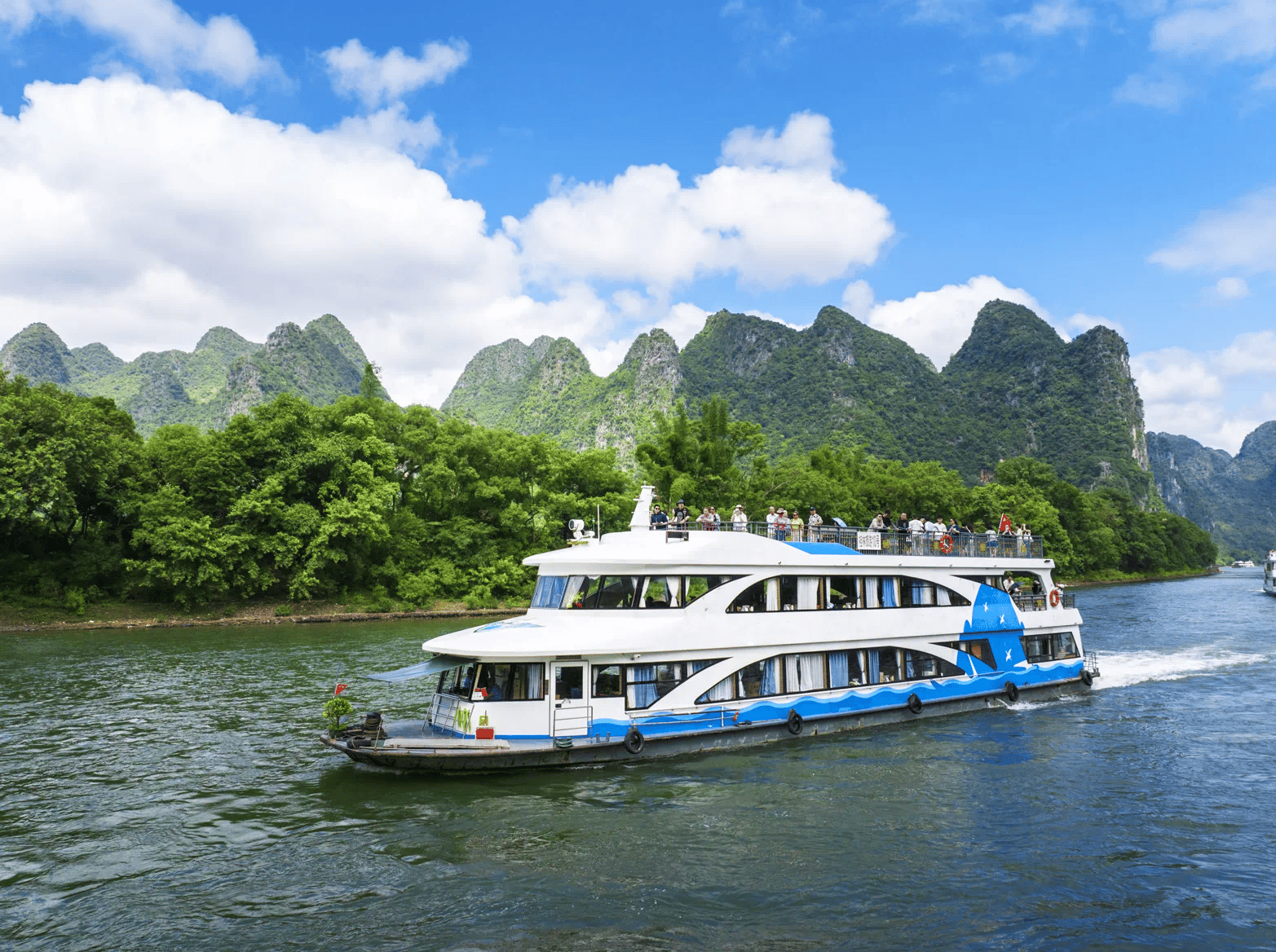 Li-Flusskreuzfahrt mit Touren durch die Landschaft von Yangshuo