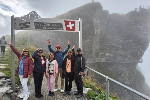 Zürich: Jungfrau Region Day Trip with Train and Hidden Gem