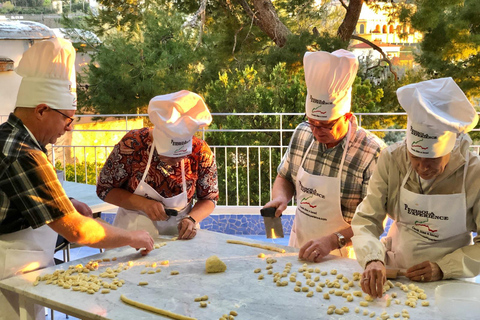 Sorrento: Authentic & Fun Cooking Class in a sea view Villa
