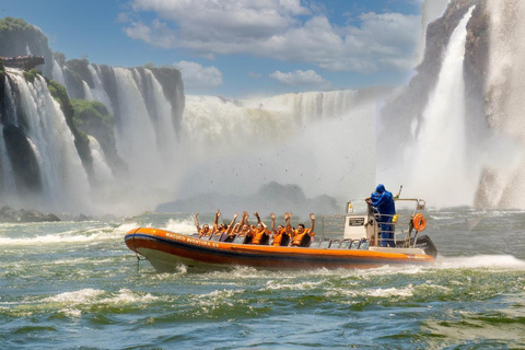 Transport privé vers les chutes brésiliennes et tour en bateau avec billet.