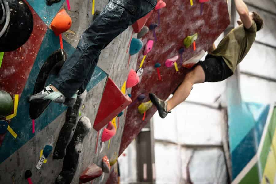 Carmel: Indoor-Kletter-Tagespass bei Hoosier Heights. Foto: GetYourGuide Carmel: Indoor-Kletter-Tagespass bei Hoosier Heights. Foto: GetYourGuide