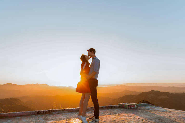 Los Angeles: Private Professional Vacation Photoshoot 30-Minute Los Angeles Photoshoot