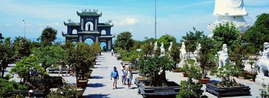 Hoi An : Montagne de Marbre et Montagne des Singes dans l'après-midi