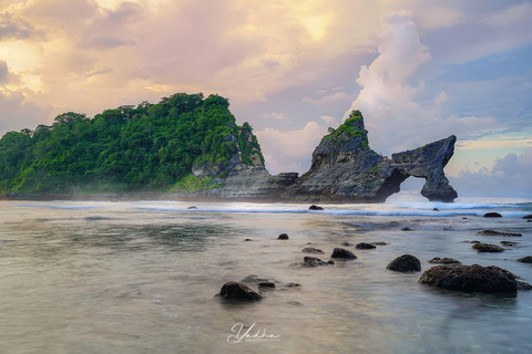 Nusa Penida: Island Sightseeing with Snorkeling and Beaches Nusa Penida West Trip + Snorkeling Sharing