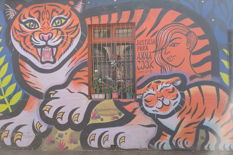 Santiago : Yungay, mémoire, art et visite à pied du quartier