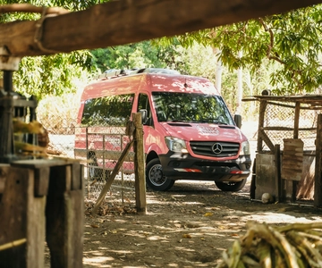 Shuttle from Puerto Viejo to San Jose