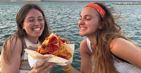 Bari: Food Tasting by the Sea at Sunset with a Local