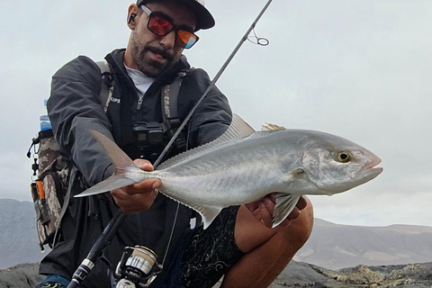Lanzarote: Guided Shore Fishing Trip with Gear & Guide