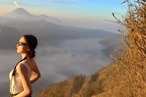 Surabaya: 3-Days 2-Nights Bromo & Ijen Volcano Trip
