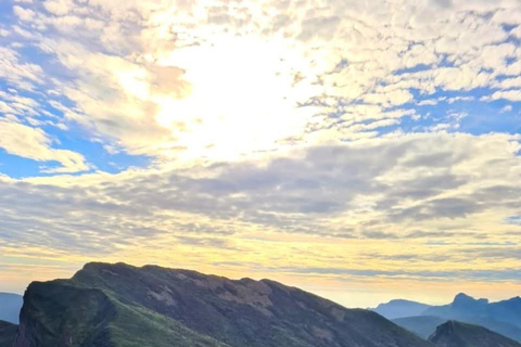 Kandy: Gombaniya Two-Day Cloud Forest Summit Trek