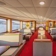 Budapest: Premium Sightseeing Cruise with Tokaj Frizzante