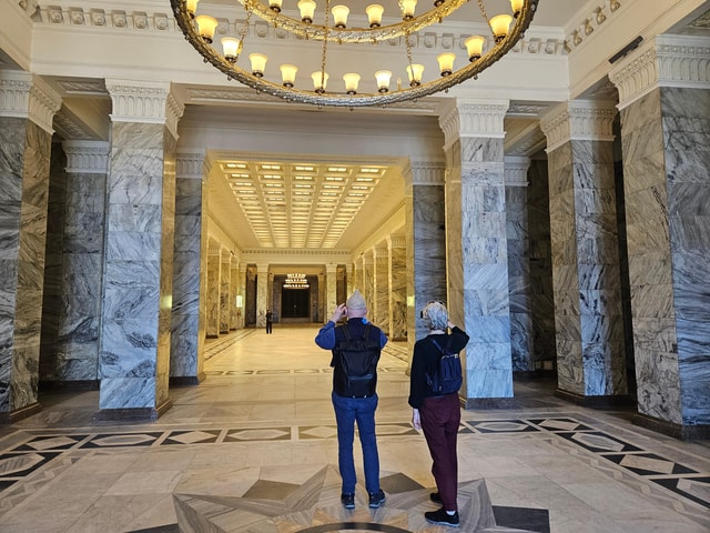 Warsaw: Palace of Culture and Science Guided Tour