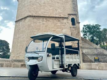 Valencia: Komplett Tuk Tuk-tur 2 timer