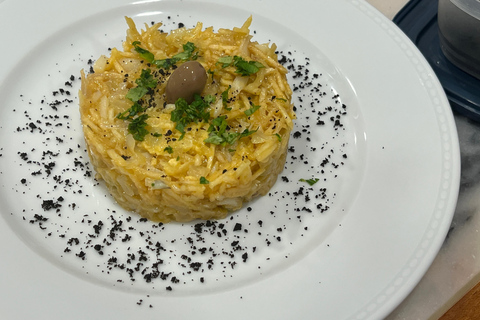 Lisbon: Portuguese Cooking Class with Wine Tasting