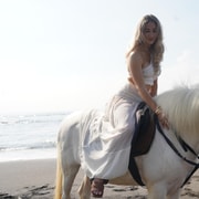 Ubud: 1-Hour Beach Horse Riding with Transfer Ubud: 1-Hour Beach Horse Riding with Transfer