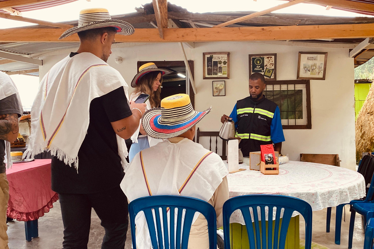 The Incredible Coffee Experience: Secrets of Medellín The Incredible Coffee Experience: Secrets of Medellin