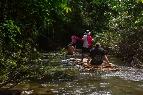 Khao Lak: Half day Bamboo Rafting Tour with Lunch