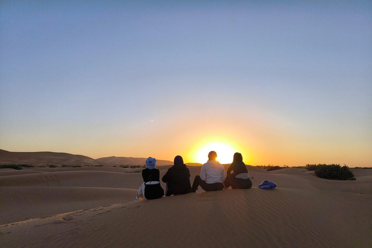 Marrakech or Fes: 4-Day Desert Tour to Erg Chebbi Dunes 4D3N Desert Tour Fez to Marrakech (Luxury Accommodations)