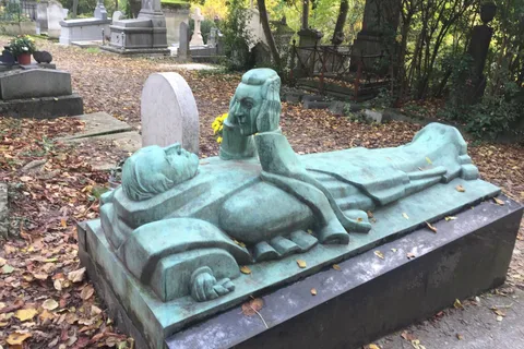 Paris : Visite du cimetière du Père Lachaise avec croisière sur la Seine