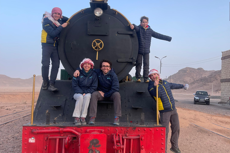 Wadi Rum: Jeep Tour and Overnight Bedouin Camp Experience