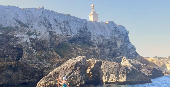 Malta: St. Paul&#39;s Island Stand-Up Paddleboarding Tour