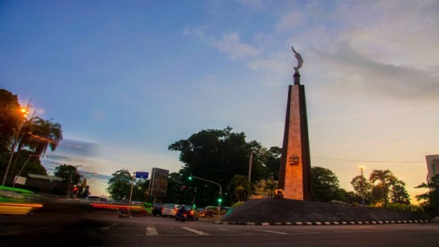 Visit Full Day Bogor City Tour From Jakarta 12 hours in Bandung