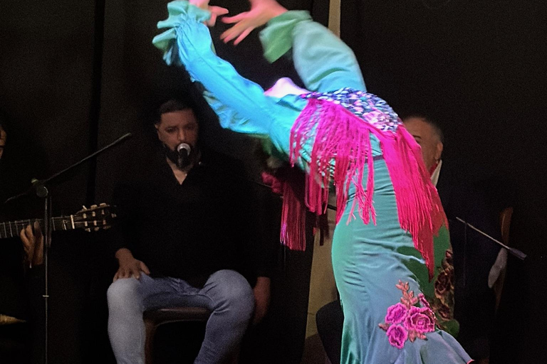 Alicante: Tradycyjny pokaz flamenco w Pałacu MarbeufAlicante: Pokaz flamenco w Pałacu Marbeuf