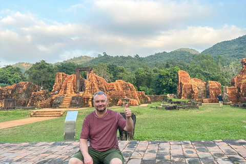 Da Nang: My Son Sanctuary and Hoi An Old Town Private Tour Da Nang: My Son sanctuary and Hoi An Old town - Private tour