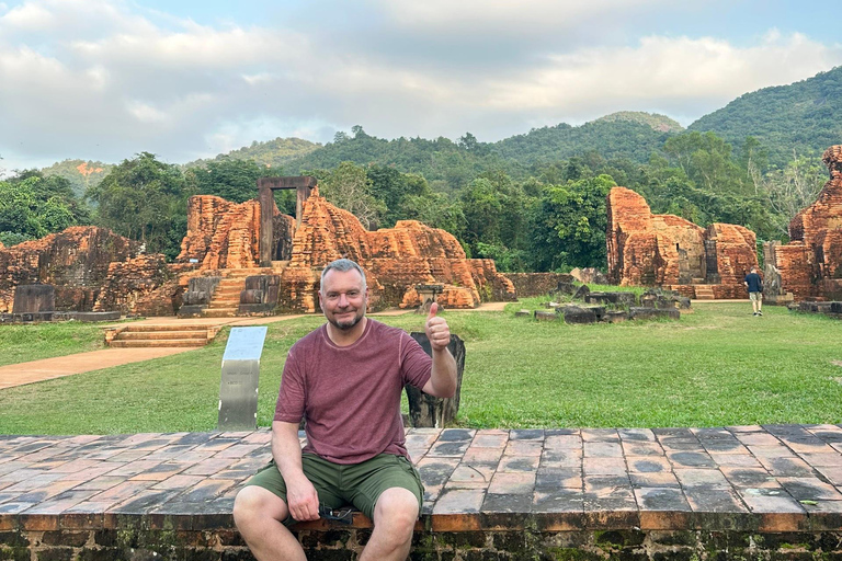 Da Nang: My Son Sanctuary and Hoi An Old Town Private Tour Da Nang: My Son sanctuary and Hoi An Old town - Private tour
