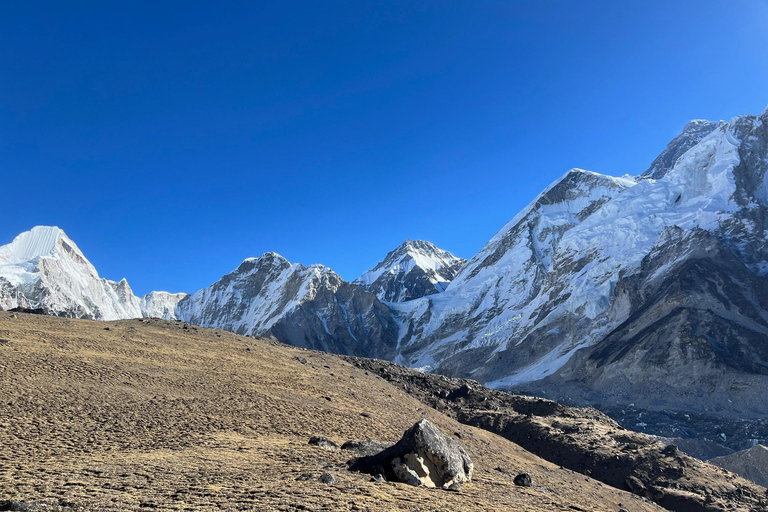 Excursão de helicóptero ao acampamento base do Everest - com serviço de busca no hotel e retornoPasseio de helicóptero pelo acampamento base do Everest