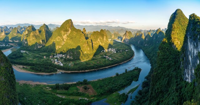 Visit Yangshuo/Guilin Xianggong Hill, Boat Ride&Cave Private Tour in Guilin