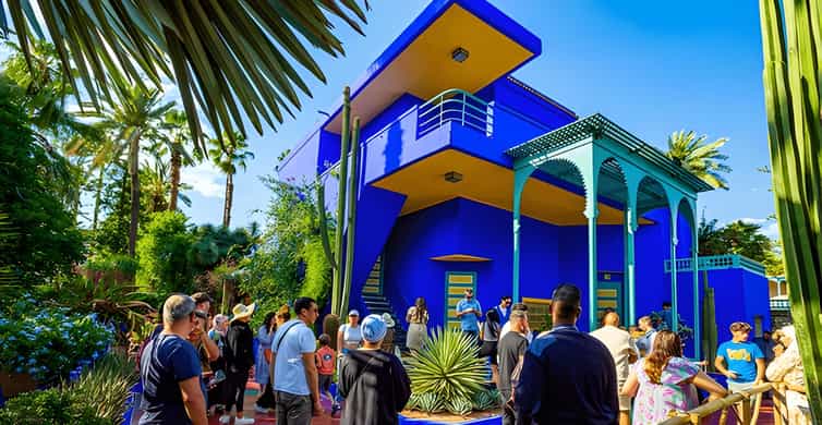 marrakech-bes-g-i-majorelle-og-menara-haverne-og-tur-i-hestevogn