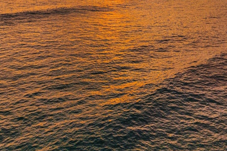 VANUIT NUNGWI: DHOW CRUISES BIJ ZONSONDERGANG