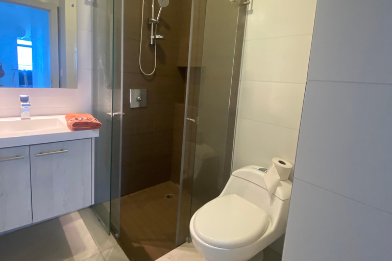 Esmeraldas: Apartament przy plaży Tonsupa z jacuzzi