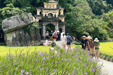 Ninh Binh Jeep Tours From Hanoi: JEEP - BOAT - DAILY LIFE