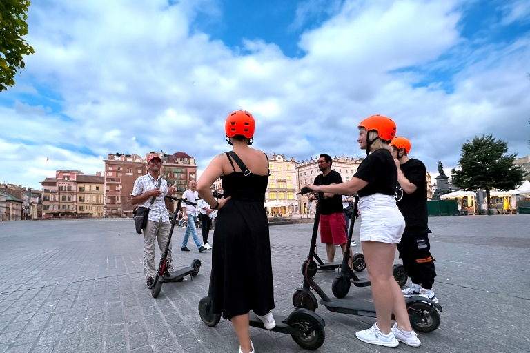 Electric Scooter Warsaw: Full Tour - 3-Hours of Magic! Spanish and German speaking Guide